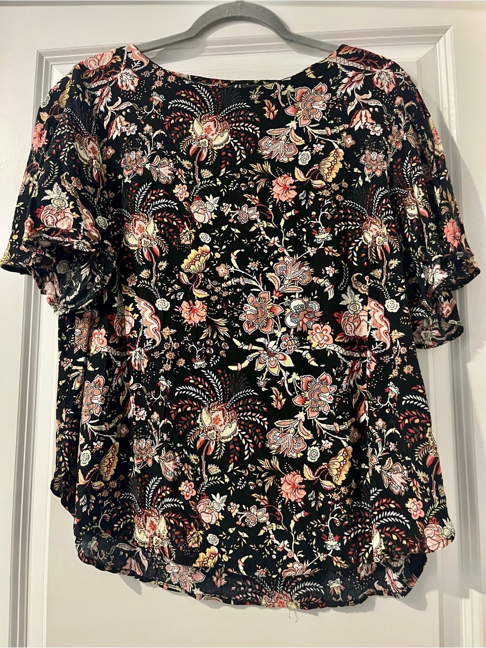 EUC H&M Black Print Blouse (14)